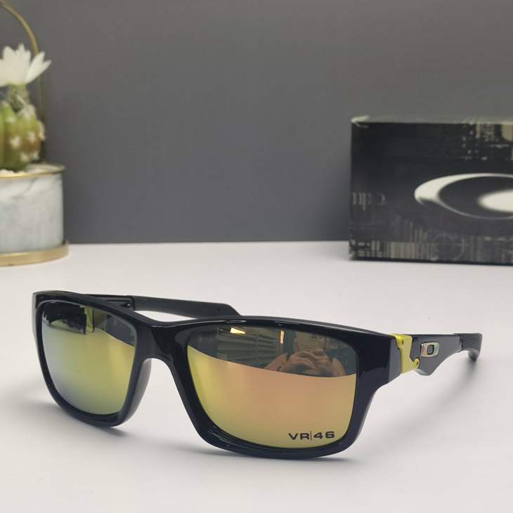 Picture of Oakley Sunglasses _SKUfw66124238fw